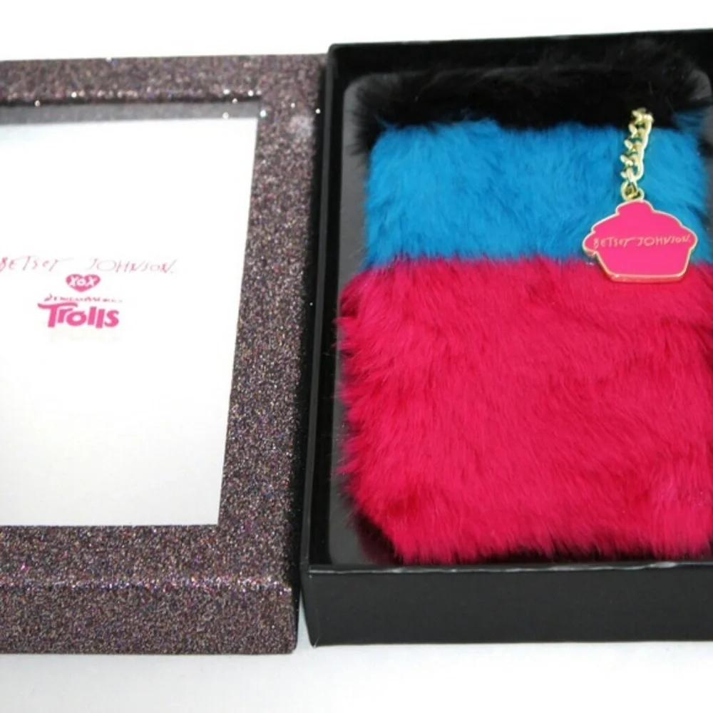 iphone 6 / 6s betsey johnson hard shell fur case